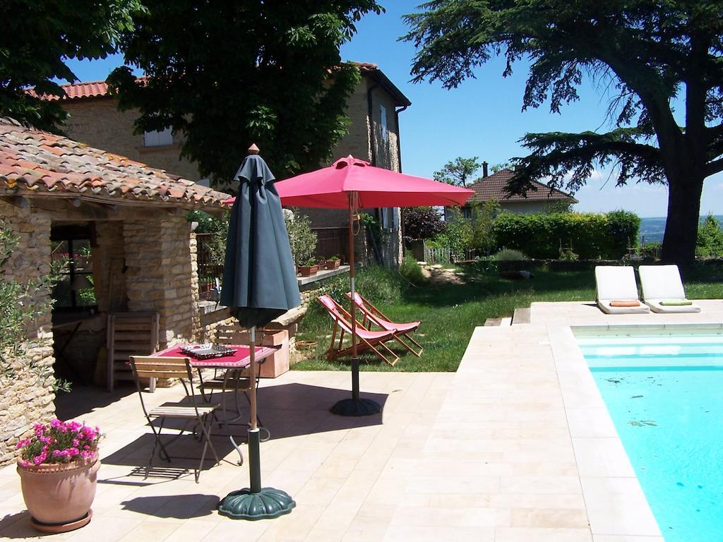 Clos De Pomeir Guest House Pommiers  Exterior photo
